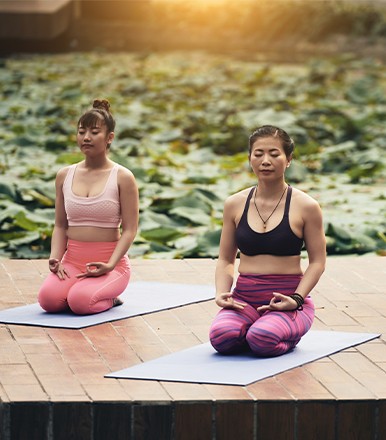 How the Fitness Industry Reshaped the History of Yoga?